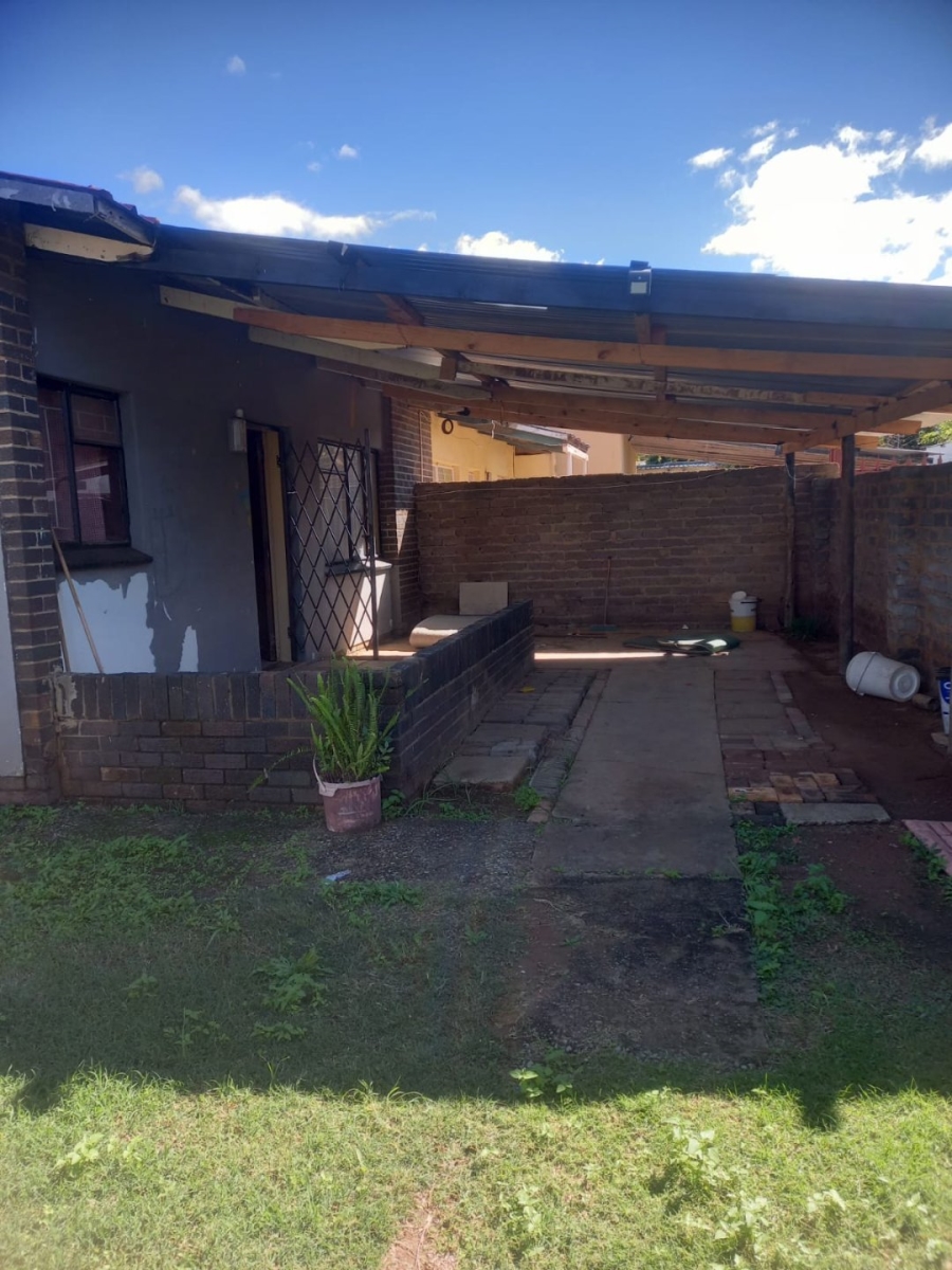 1 Bedroom Property for Sale in Randlespark North West
